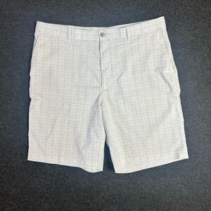 PGA Tour Men's Light Gray Plaid Shorts